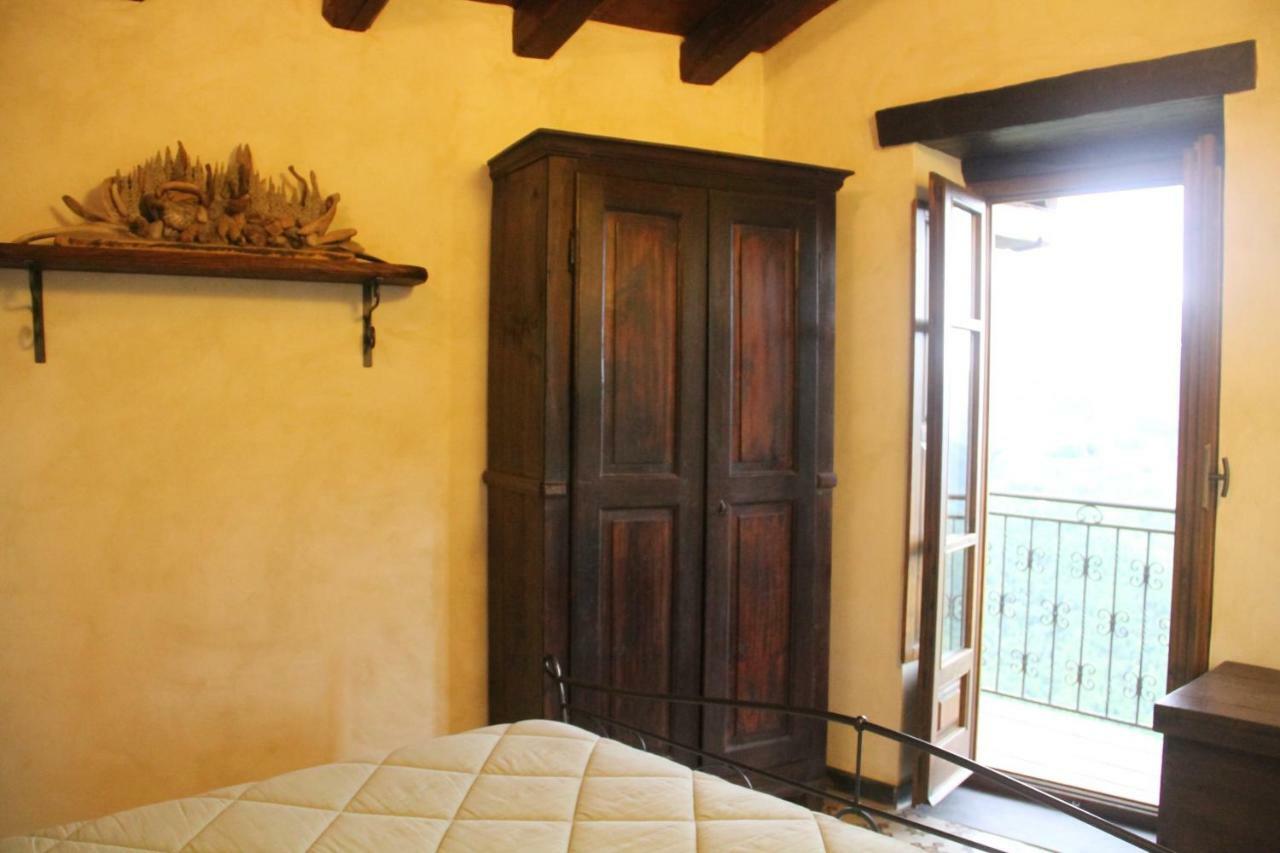Bed & Breakfast Triora Medievale Exterior photo